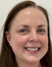 Smiling photo of Karen Morrison